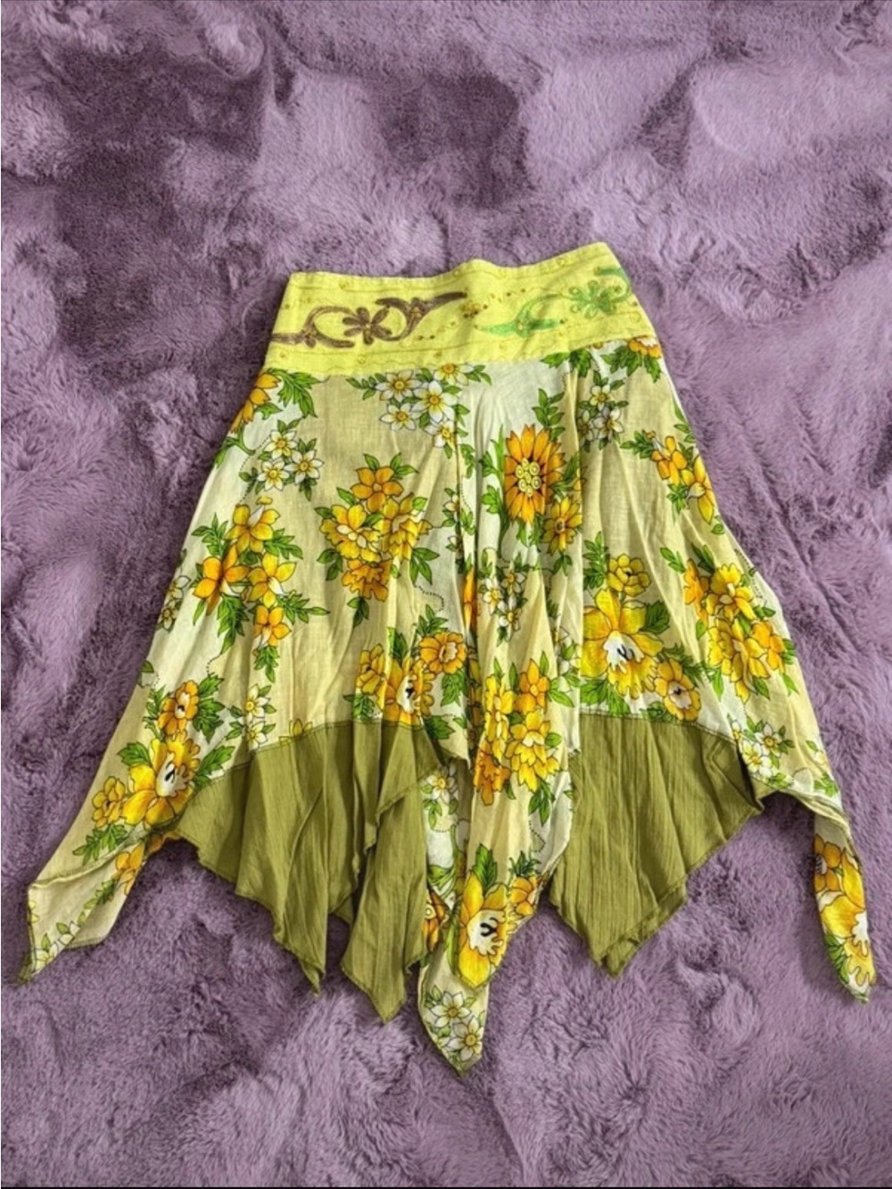Handkerchief Hem Floral Asymmetrical Skirt in Yellow and Olive